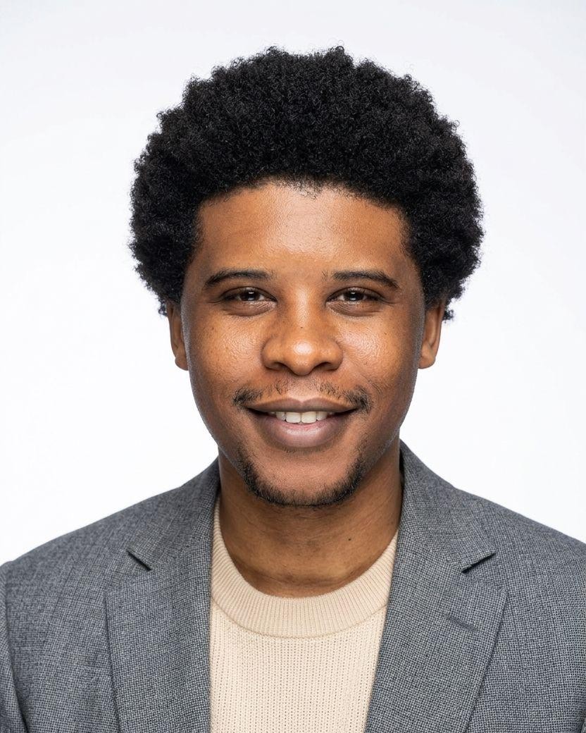 Tee, founder of Hande